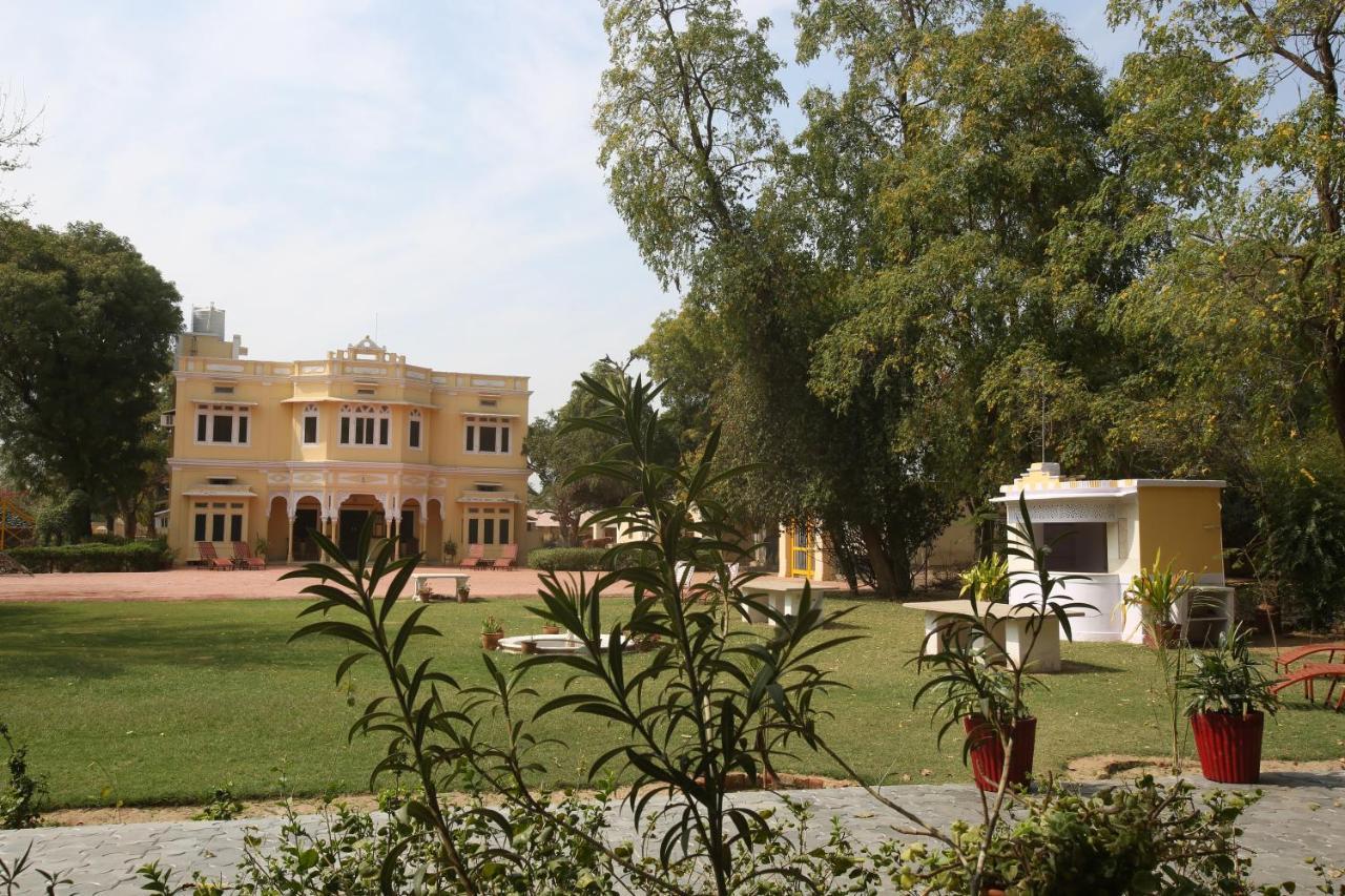 Hotel Roop Niwas Kothi, Near Mandawa Nawalgarh Exterior foto